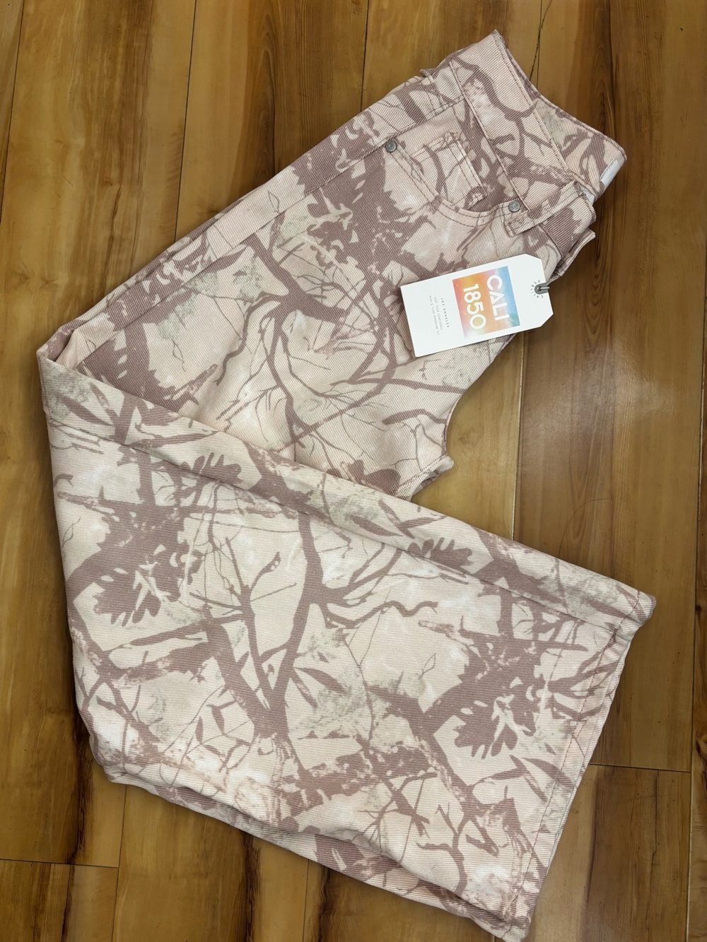Cali 1850 Women's Pink Camouflage-Print Wide Leg Jeans